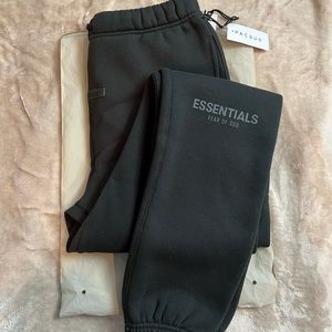 Essentials Fear Of God FOG